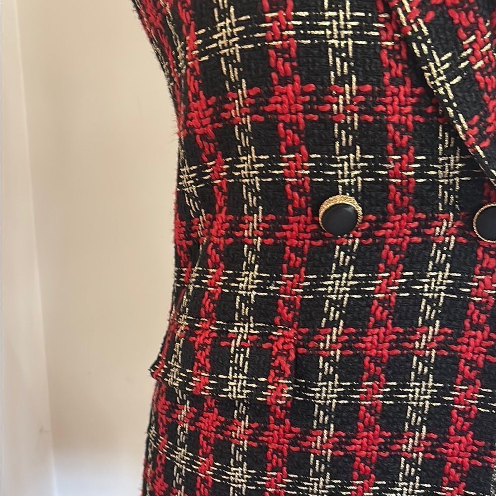 Plaid Double-Breasted Sleeveless Coat - Picture 6 of 10